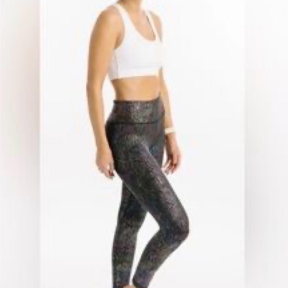 ZYIA Glitter Sparkle High-Waist Leggings - Black gold size 6-8
